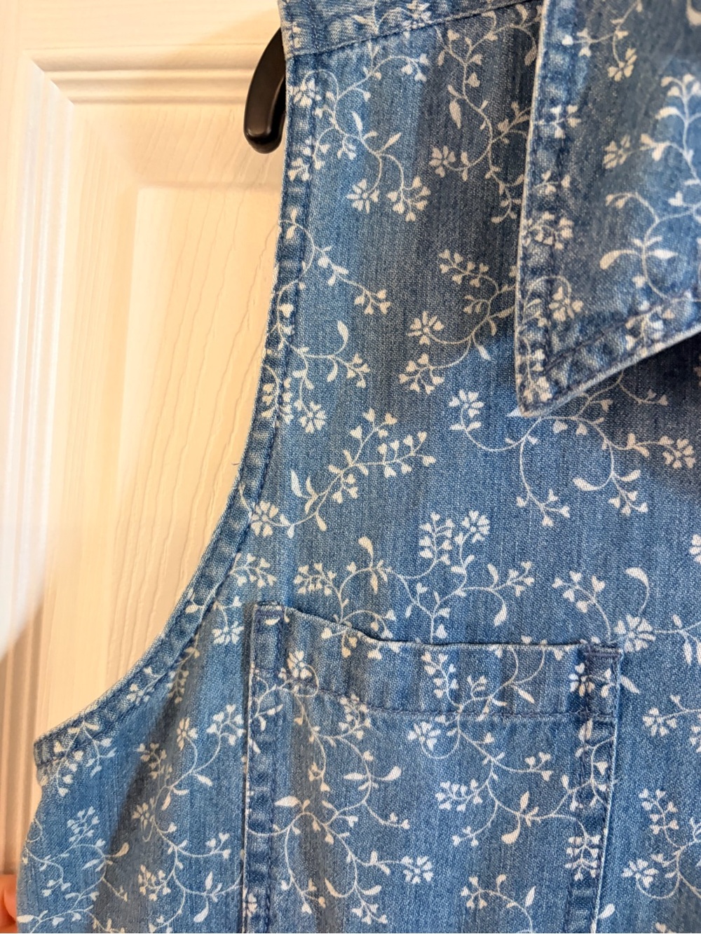 Casual Corner Blue Sleeveless Button-Front Midi Dress - Picture 5 of 7